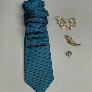 Textured Teal Necktie Mens OS Teal Excellent Brooch Accents Formal‎ Tie